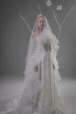 Lace wedding dress