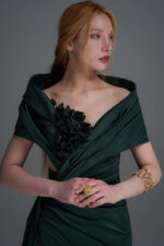Green satin dress - تصویر 3
