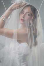 Satin wedding dress - تصویر 4
